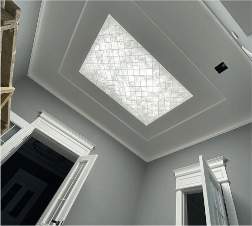 Световые натяжные потолки